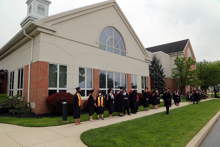 graduation-central-december-2022-congratulations-lbc-graduates