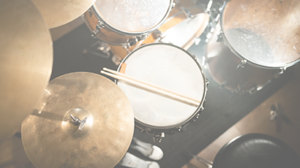 image of a drum set