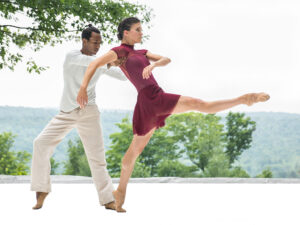 ballet counterpointe dancers