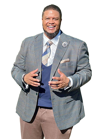 Affectionately known as “Pastor OJ,” Oliver Fallins (’26) is a husband, father, pastor, student and president of LBC’s Student Council in Philadelphia.