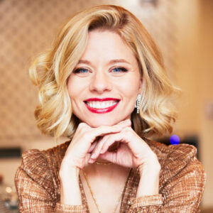 Soprano Amy Owens